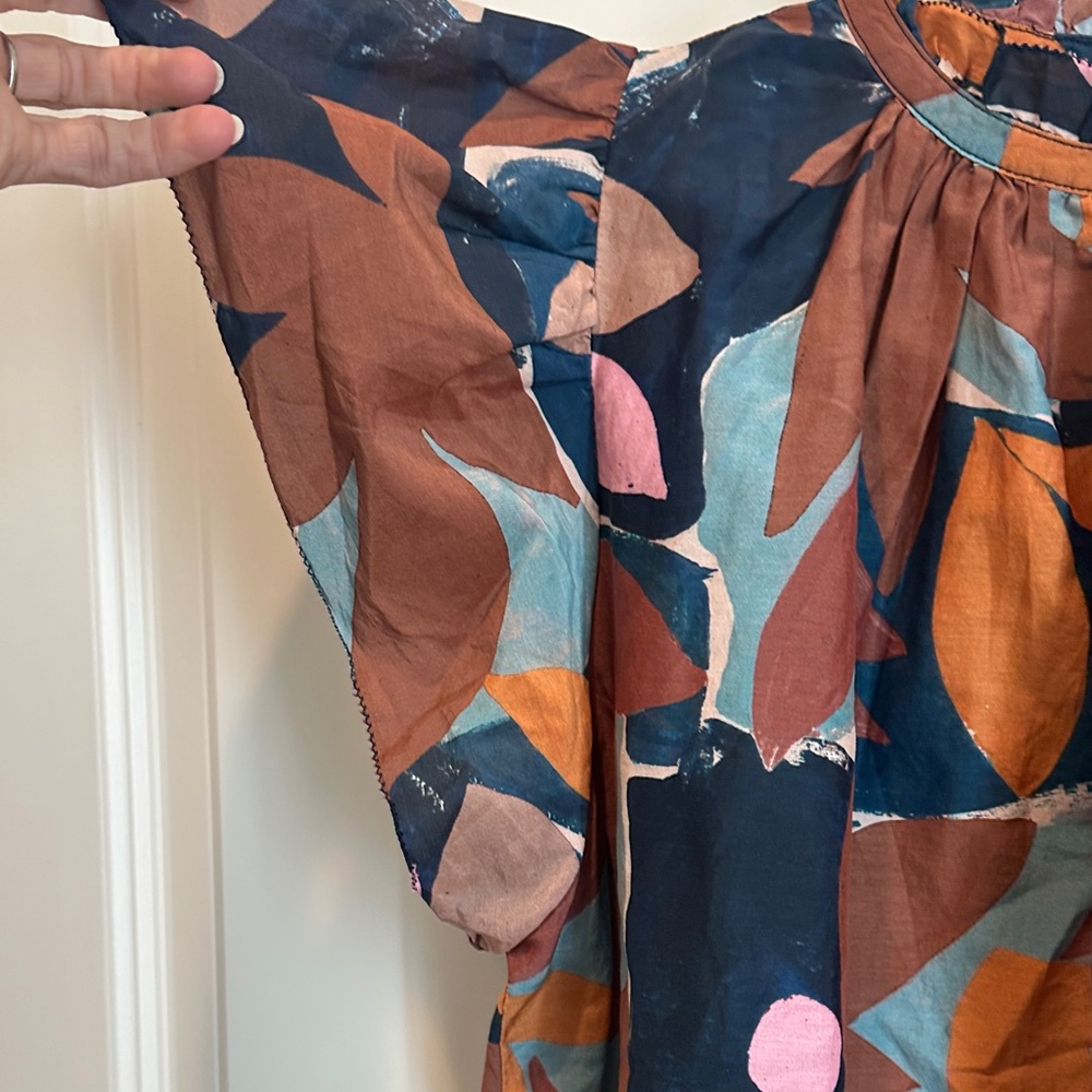 Trovata Multicolor Leaf-Print Flutter Sleeve Blou… - image 5